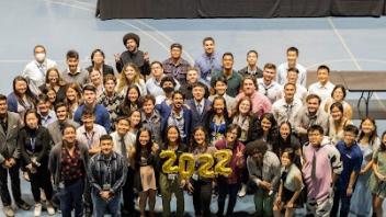 Long shot of a large group of UCD students at the Midpac conference